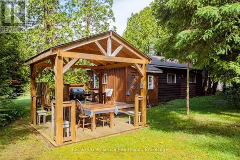 11 Eldridge Avenue South Bruce Peninsula ON N0H 2G0