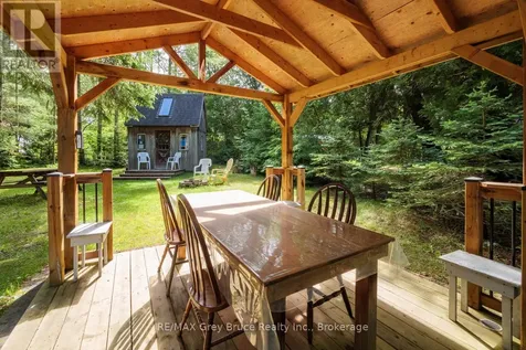 11 Eldridge Avenue South Bruce Peninsula ON N0H 2G0
