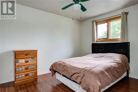 233 Ninth Avenue Lively ON P3Y 1M6
