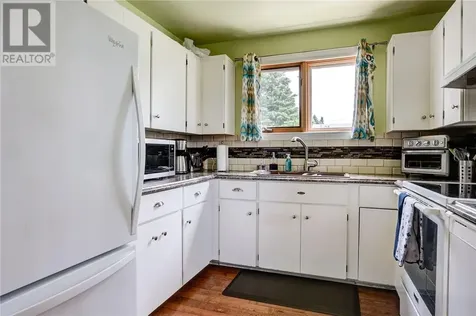 233 Ninth Avenue Lively ON P3Y 1M6