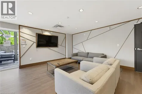 16 Markle Crescent Ancaster ON L9G 0H4