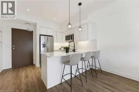 16 Markle Crescent Ancaster ON L9G 0H4