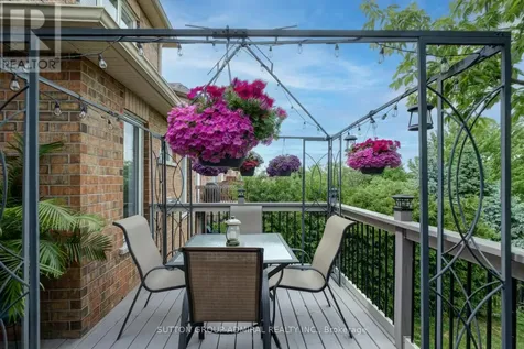 43 Crestridge Drive Caledon (bolton North) ON L7E 2T9