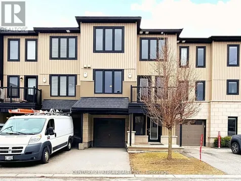 502 Radiant Private Ottawa ON K2M 0M9