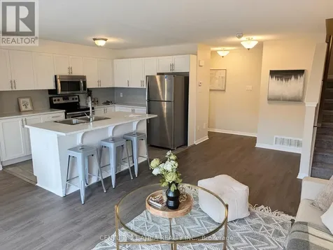 502 Radiant Private Ottawa ON K2M 0M9