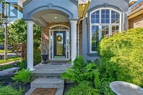 62 Varley Crescent Brantford ON N3R 7Z7