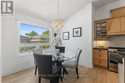 62 Varley Crescent Brantford ON N3R 7Z7
