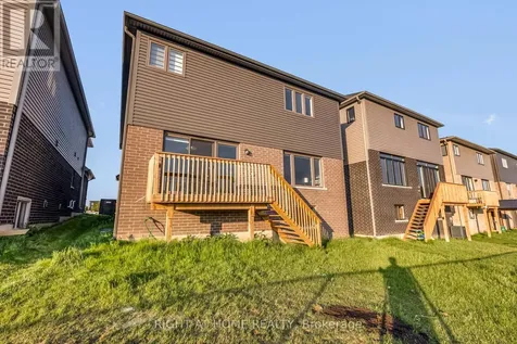 330 Gillespie Drive Brantford ON N3T 0X1