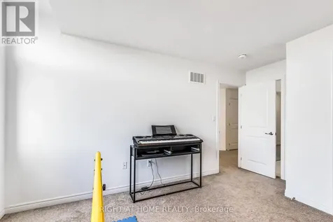 330 Gillespie Drive Brantford ON N3T 0X1