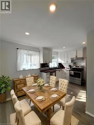 148 Bishop Street South Cambridge ON N3H 2L1