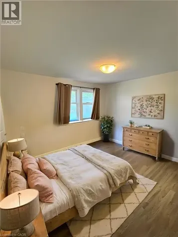 148 Bishop Street South Cambridge ON N3H 2L1