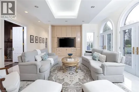 75 Ridge Road Stoney Creek ON L8J 2V9