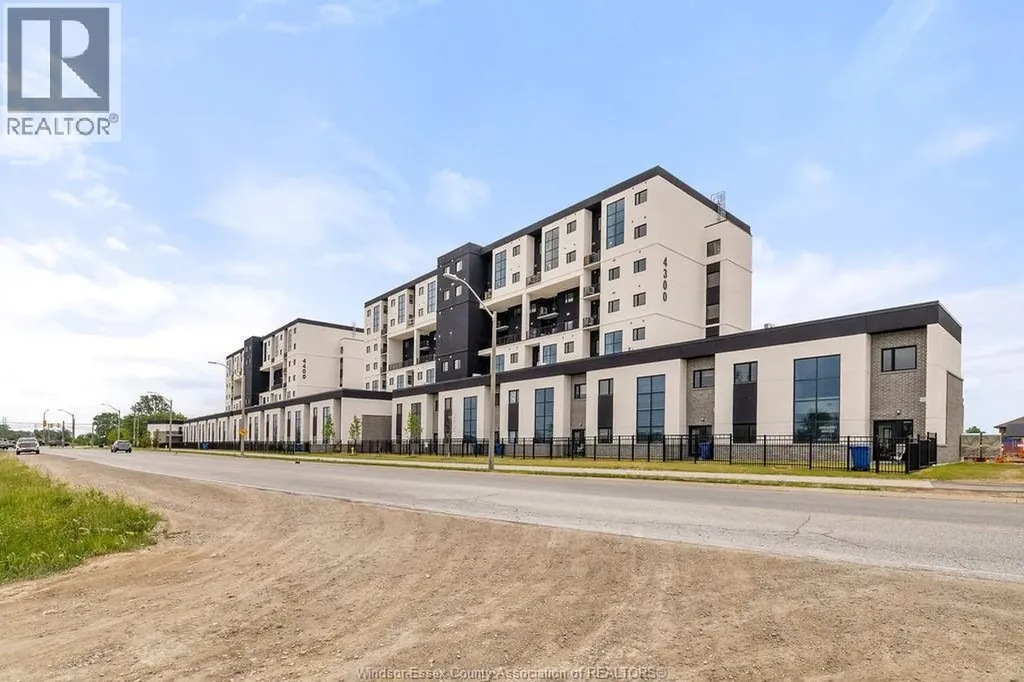 4300 Laurier Parkway Lasalle ON N9H 0P8