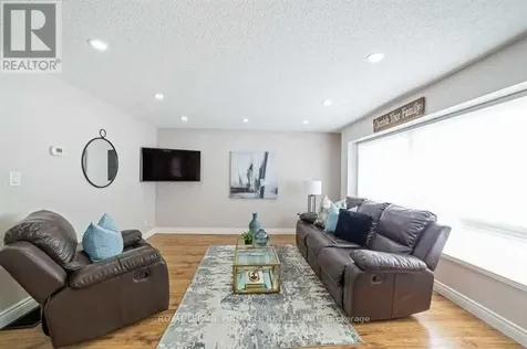 733 Parkview Crescent Cambridge ON N3H 5A1
