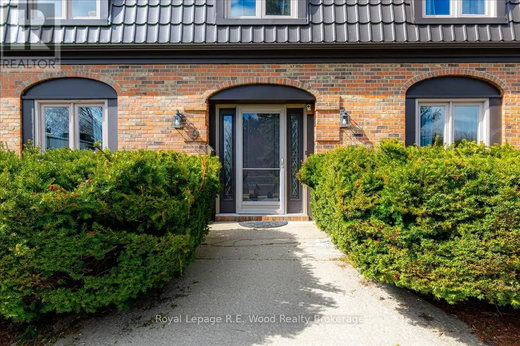 9 Woodcock Drive Tillsonburg ON N4G 4L7