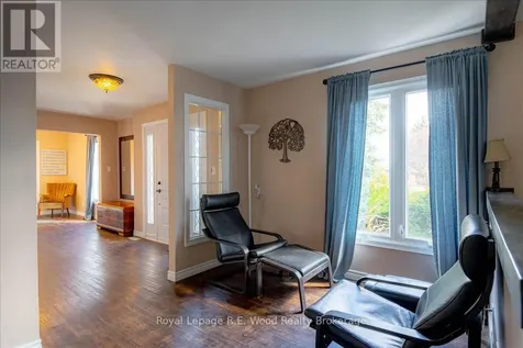 9 Woodcock Drive Tillsonburg ON N4G 4L7