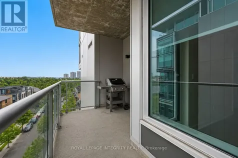 530 De Mazenod Avenue Ottawa ON K1S 5W8