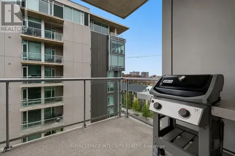 530 De Mazenod Avenue Ottawa ON K1S 5W8