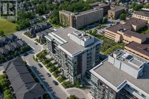 530 De Mazenod Avenue Ottawa ON K1S 5W8
