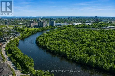 530 De Mazenod Avenue Ottawa ON K1S 5W8