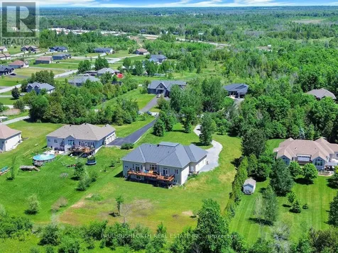 195 Stonewood Drive Beckwith ON K7C 3P2