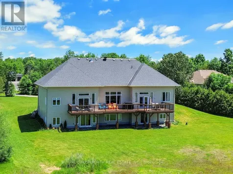 195 Stonewood Drive Beckwith ON K7C 3P2