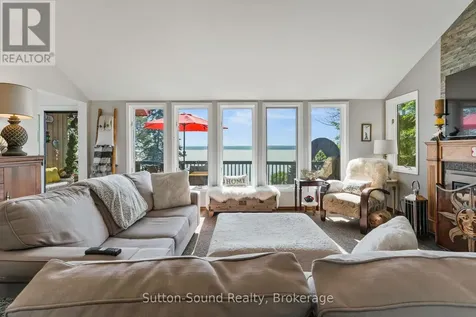 427 Balmy Beach Road Georgian Bluffs ON N4K 5N4