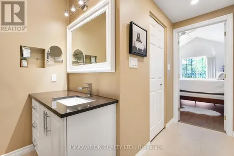 150 Robson Court Ottawa ON K2K 2W1