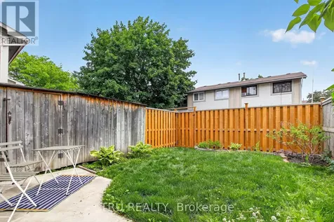 16-164 Barrow Crescent Ottawa ON K2L 2J1