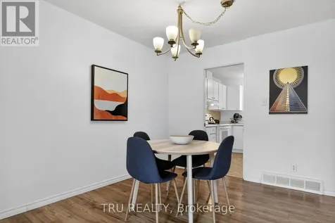 16-164 Barrow Crescent Ottawa ON K2L 2J1