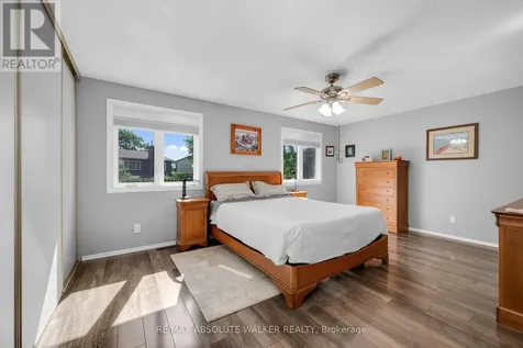 1546 Meadowfield Place Ottawa ON K1C 5V9