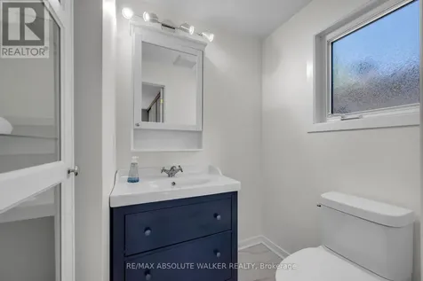 1546 Meadowfield Place Ottawa ON K1C 5V9
