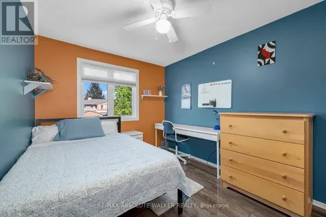 1546 Meadowfield Place Ottawa ON K1C 5V9