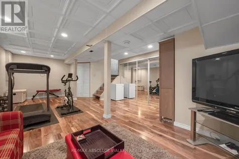 1546 Meadowfield Place Ottawa ON K1C 5V9