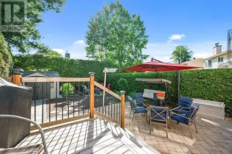 1546 Meadowfield Place Ottawa ON K1C 5V9