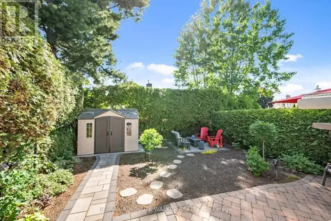 1546 Meadowfield Place Ottawa ON K1C 5V9