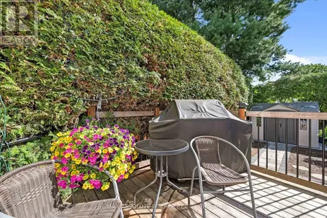 1546 Meadowfield Place Ottawa ON K1C 5V9
