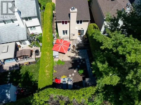 1546 Meadowfield Place Ottawa ON K1C 5V9