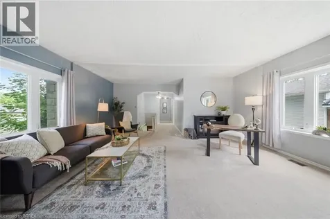 16 King Edward Street Paris ON N3L 2G6