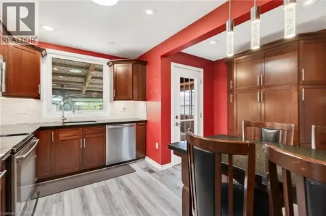 14 Cambridge Avenue Hamilton ON L8H 1T5