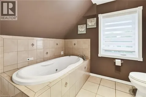 14 Cambridge Avenue Hamilton ON L8H 1T5