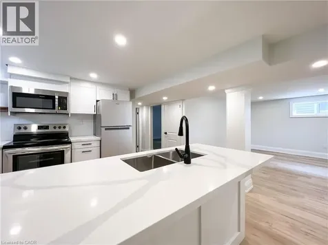 447 East 13th Street Hamilton ON L9A 4A5
