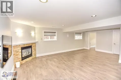 4579 Periwinkle Crescent Windsor ON N9G 3G8