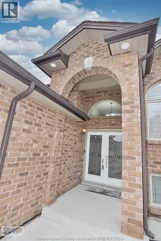 4579 Periwinkle Crescent Windsor ON N9G 3G8