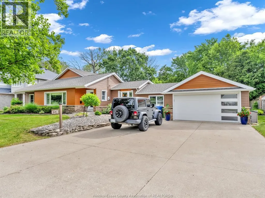 4278 Casgrain Drive Windsor ON N9G 2B2