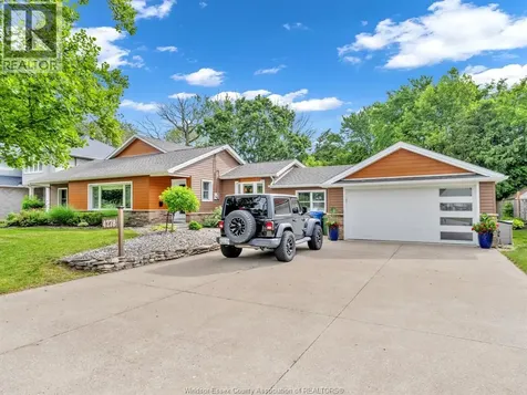 4278 Casgrain Drive Windsor ON N9G 2B2