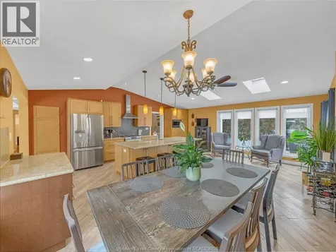 4278 Casgrain Drive Windsor ON N9G 2B2