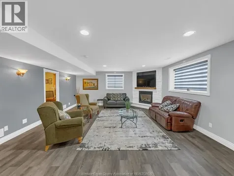4278 Casgrain Drive Windsor ON N9G 2B2