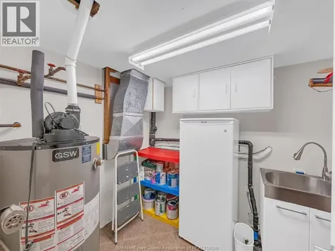 4278 Casgrain Drive Windsor ON N9G 2B2