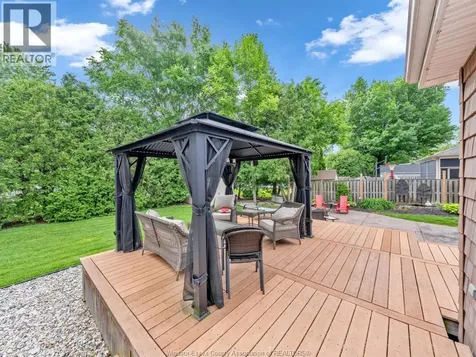 4278 Casgrain Drive Windsor ON N9G 2B2
